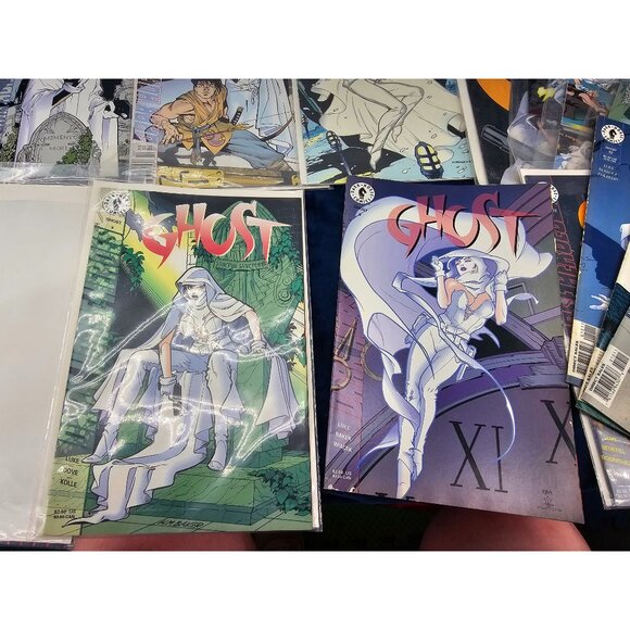 Ghost Comics 1995-1996  Mixed Lot of Trading Cards and Comics‎ - Picture 8 of 16